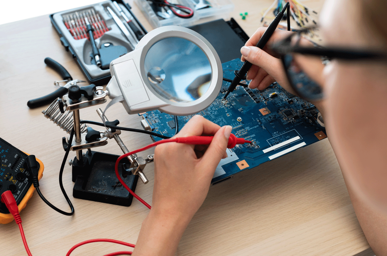 Mastering Smart TV Glitches: A DIY Repair Guide and FIXEM's Tech-Savvy Solutions